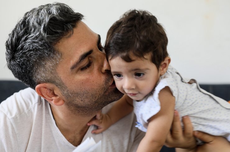 Kumsal bebek büyüdükçe kalbindeki delik de büyüyor