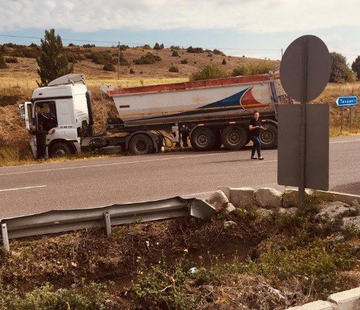 Tavşanlı’da trafik kazası: 5 yaralı