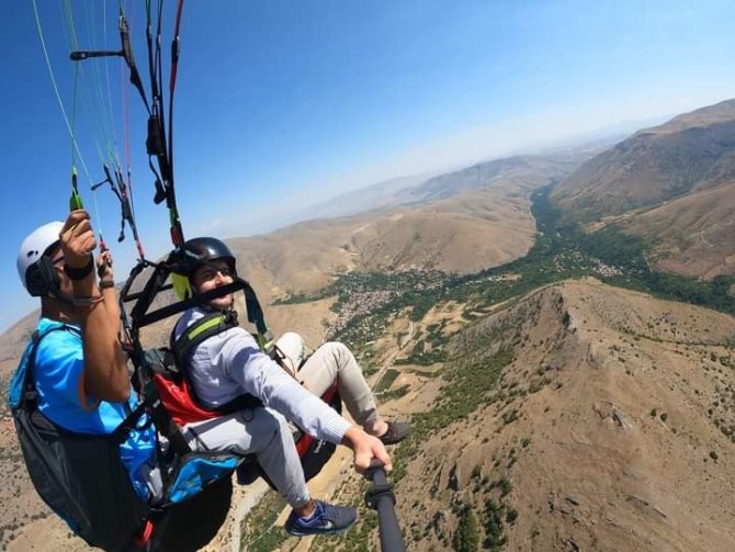 Yahyalı’da yamaç paraşütü deneme uçuşu gerçekleştirildi