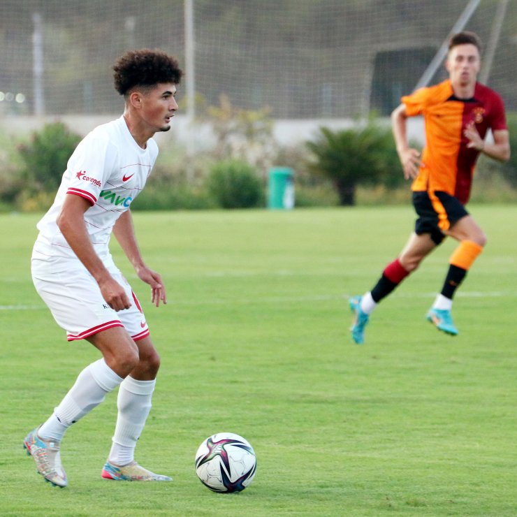 Antalyaspor, deplasman serisini 9'a çıkarmayı hedefliyor