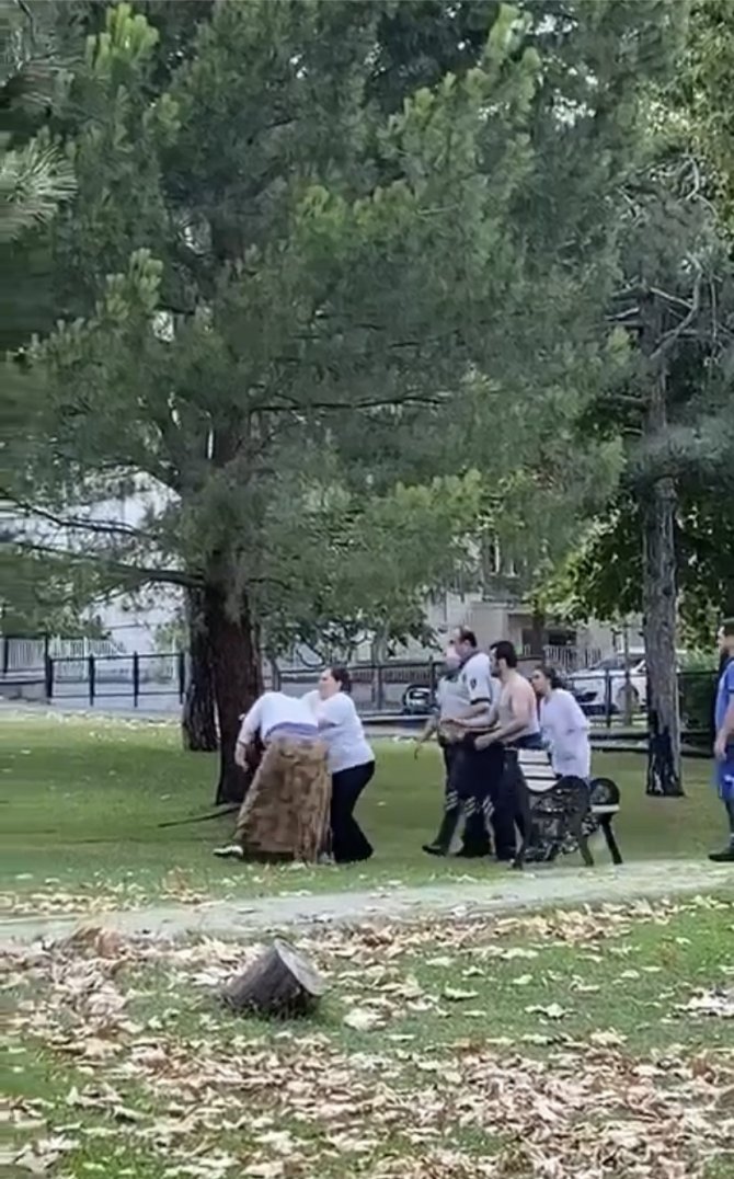 Bursa’da kadınların acımasızca kavgası kameralarda