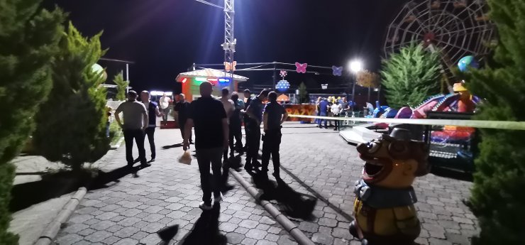 Lunaparkta eğlence treni raydan çıktı: 4 yaralı
