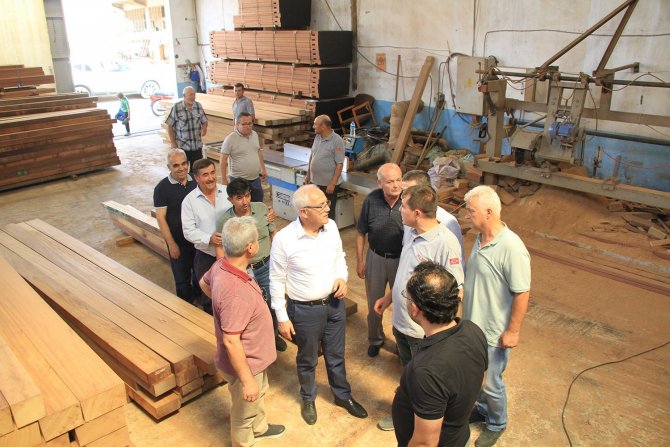 Milletvekili Bilen Kula’da temaslarda bulundu