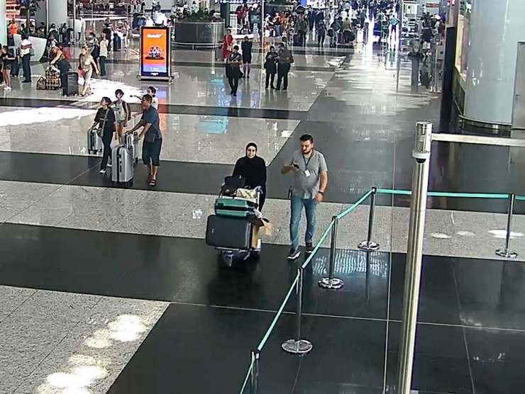 Rus yolcu kanser ilaçlarını Almanya'ya götürürken yakalandı