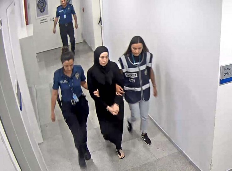 Rus yolcu kanser ilaçlarını Almanya'ya götürürken yakalandı