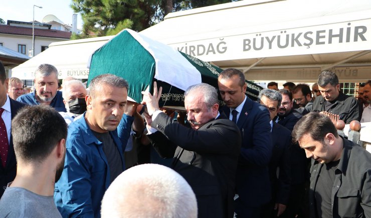 TBMM Başkanı Şentop, dayısını son yolculuğuna uğurladı