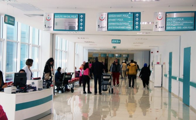 Yoğun bakım servisinde covid tartışması