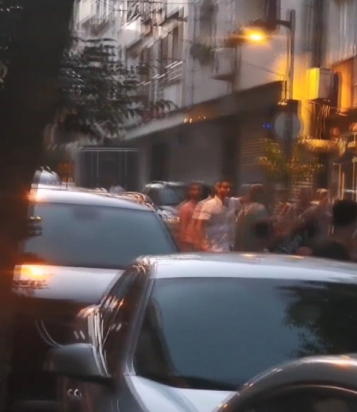 Zeytinburnu’nda yan baktın kavgası kamerada