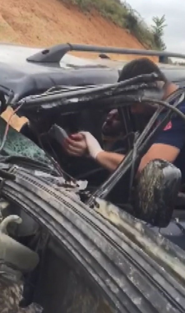 Ana yoldan çıkıp tali yola düştü