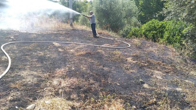 Çöplük alanda çıkan yangına anında müdahale edildi