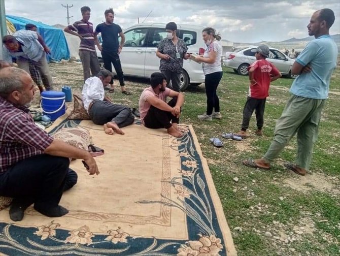 Seydişehir'de mevsimlik tarım işçilerine sağlık taraması yapılıyor