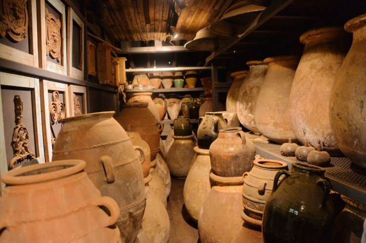 Beykoz'da 10 TIR dolusu tarihi eser ele geçirildi