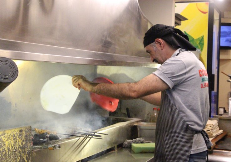 Dönercilerin sıcakla imtihanı