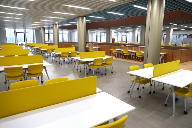 İstanbul Medeniyet Üniversitesi 3 bin kişilik modern kütüphanesine kavuşuyor