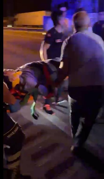 Çorum'da otomobil, kamyona çarptı; 13 yaşındaki Efe öldü, 3 yaralı