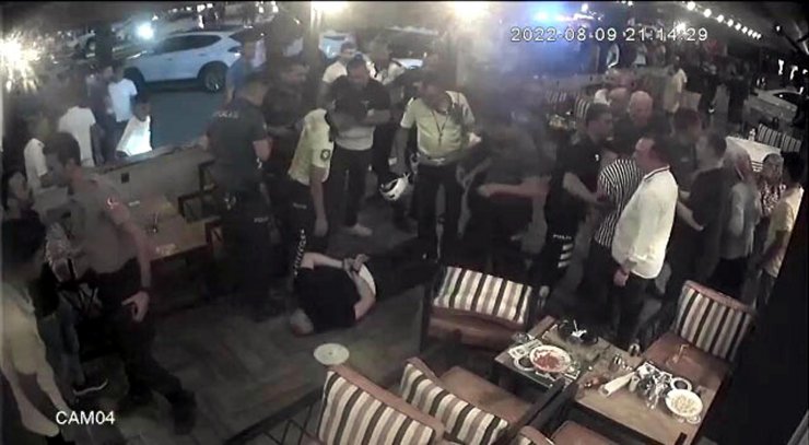 Restoranda kavga: İşletmeci ve 2 oğluna gözaltı