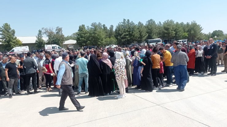 Şehit Teğmen Ömer Bağra toprağa verildi