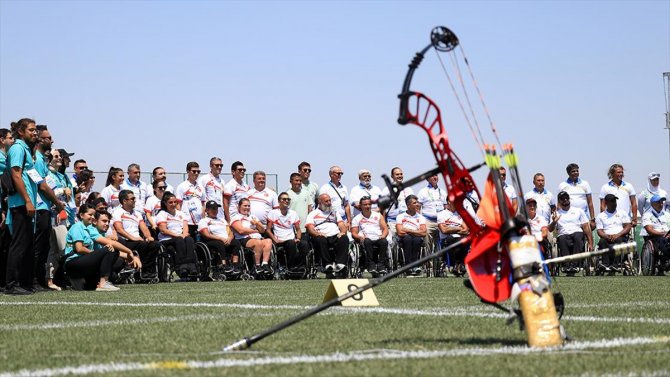 Avrupa'da 12 madalya kazanan paralimpik okçular Paris için hedef büyüttü