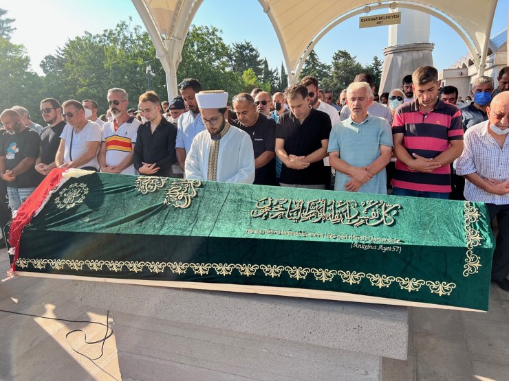 Kadıköy’de öldürülen Mihriban Arduç son yolculuğuna uğurlandı