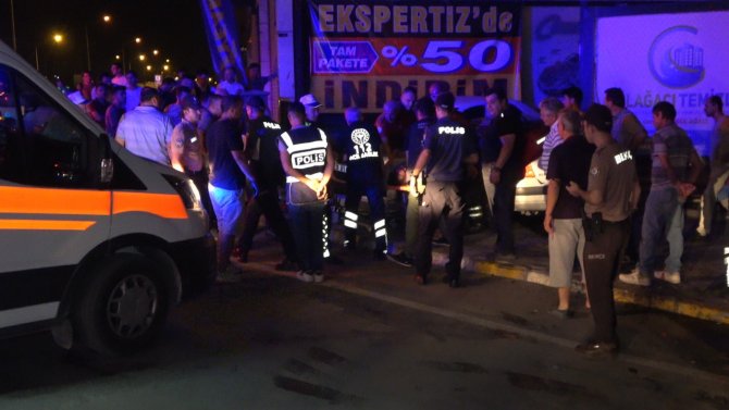 Kırmızı ışıkta geçen alkollü sürücü dehşet saçtı: 1 ölü, 4 yaralı