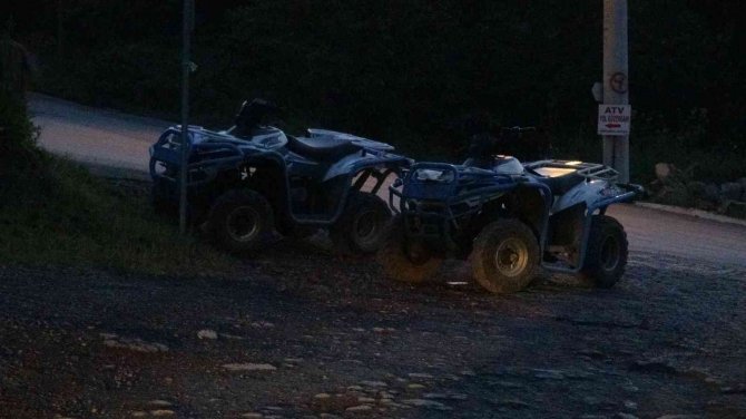 Yaşlı kadın, ATV ile yokuş aşağı inerken takla attı