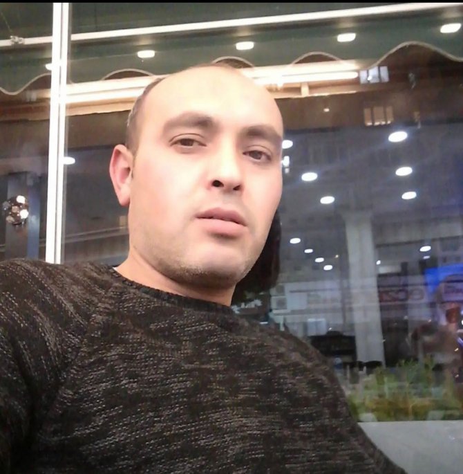 Yolda bozulan aracını tamir ederken otomobilin çarptığı adam hayatını kaybetti