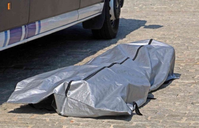 Antalya’da denizde erkek cesedi bulundu