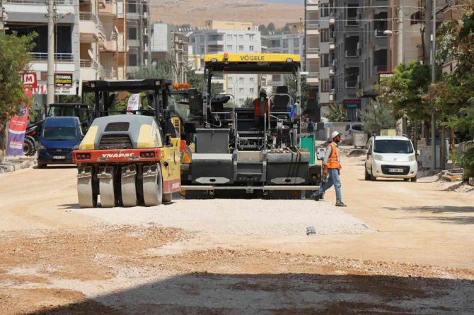 Asfalt öncesi zemin sağlamlaştırma çalışmaları yapıldı