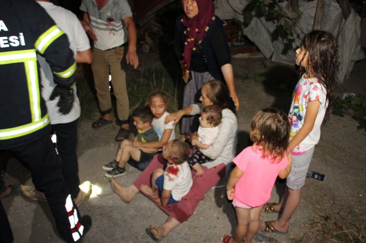 İki otomobil çarpıştı: 4'ü çocuk 8 yaralı