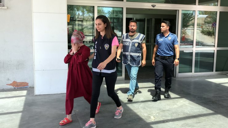 Karaman'da sahte altın bozdurup, kuyumcuları dolandıran 3 kişi yakalandı