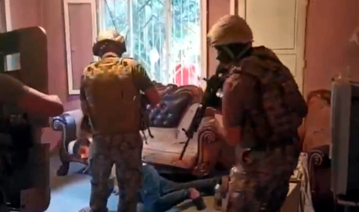 Osmaniye’de özel harekat destekli 'hırsızlık' operasyonunda 6 tutuklama