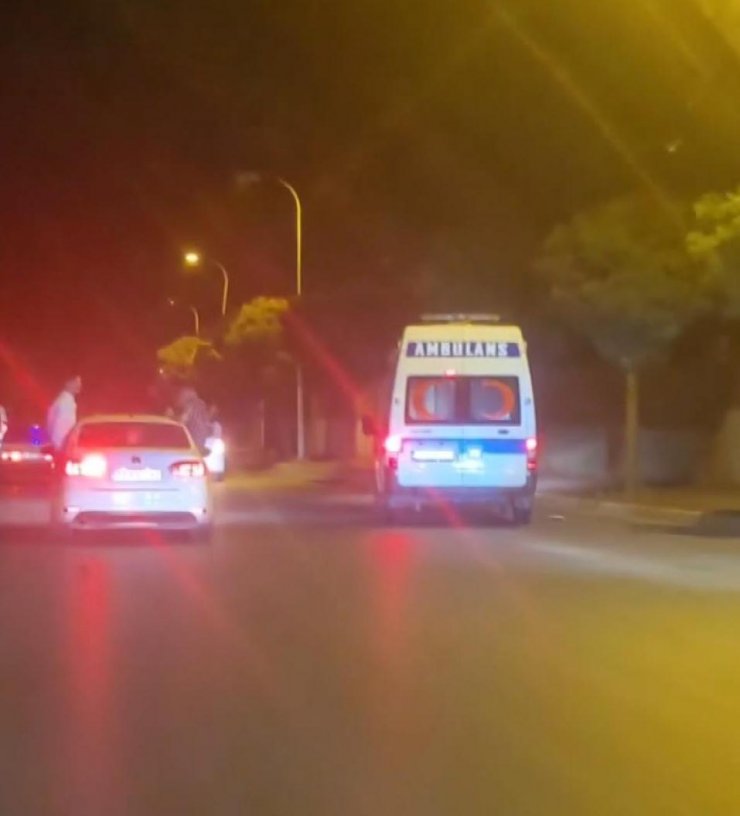 Sultanbeyli'de asker uğurlama konvoyunda drift yaptılar; ambulansı aralarına aldılar