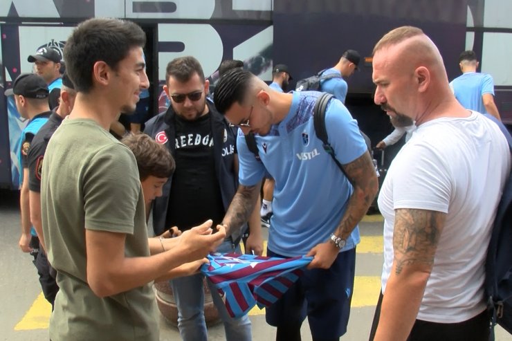 Trabzonspor yeni transferleriyle Kopenhag’a uçtu