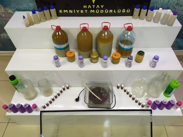 Uyuşturucu imalathanesine dönüştürülen eve baskın