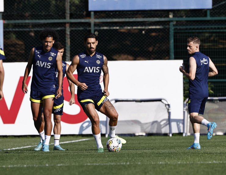 Fenerbahçe'de Joao Pedro takımla çalıştı