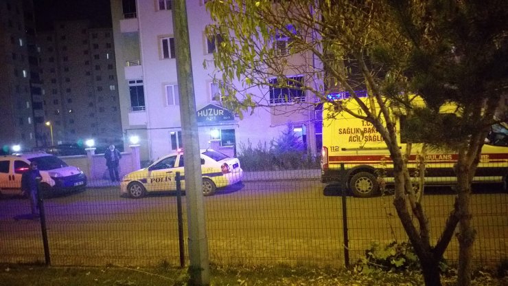 Kızını boğazından bıçaklayarak öldüren babaya 'indirim' yapılarak verilen ceza onandı