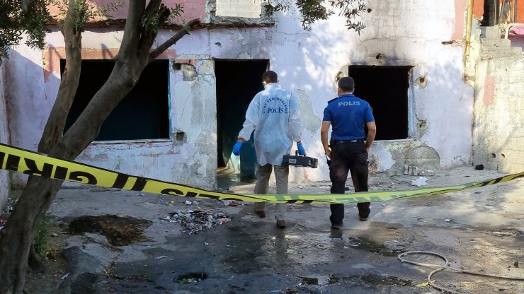 Metruk evde ölü bulundu