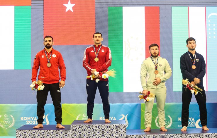 Vedat Albayrak'tan altın madalya