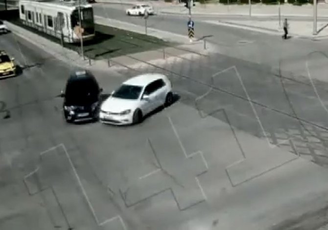 Gaziantep’teki feci trafik kazaları kameralara yansıdı