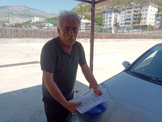 Satın aldığı otomobil çalıntı çıktı, kime başvursa sorununa çare bulamadı