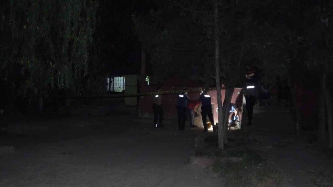 21 yaşındaki genç, tüfeğini temizlerken babaannesini vurdu