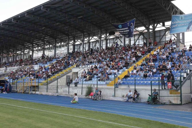 Hazırlık maçında dostluk kazandı