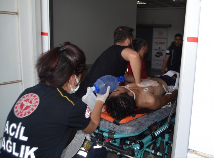 İnşaat temelinde biriken suya giren İhsan'ın durumu ağır