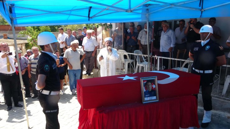 Mardin'deki kazada şehit olan polis, Çanakkale'de son yolculuğa uğurlandı