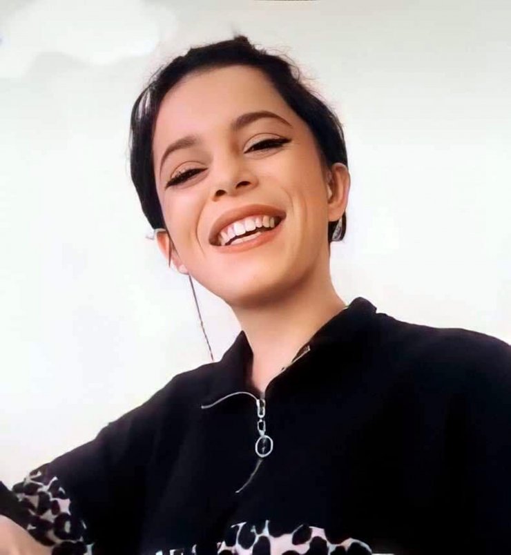 Zehra'nın kaburga kemikleri kırılmış