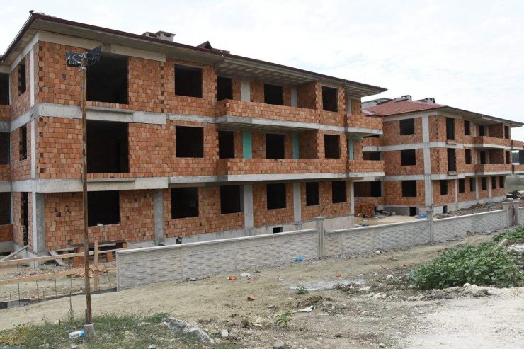 27 dairelik inşaat için 'sağlam' raporu verilen beton, 'kullanılamaz' çıktı