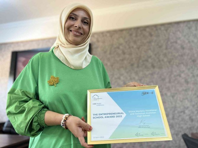 Bu okul Türkiye’nin en girişimci meslek lisesi seçildi