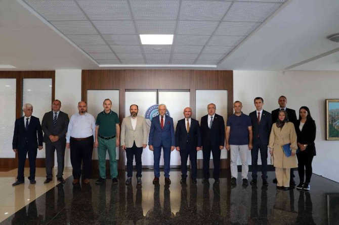 NEÜ, kamu üniversiteleri içinde bir ilki başardı