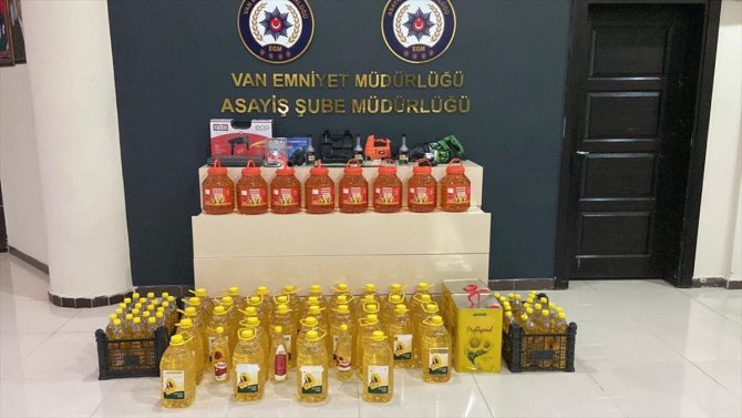 Van'da hırsızlık yaptıkları iddiasıyla 3 zanlı tutuklandı