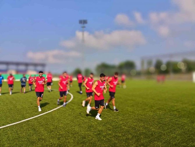 Bilecik 1969 Spor Kulübü kamp çalışmalarını aralıksız sürdürüyor